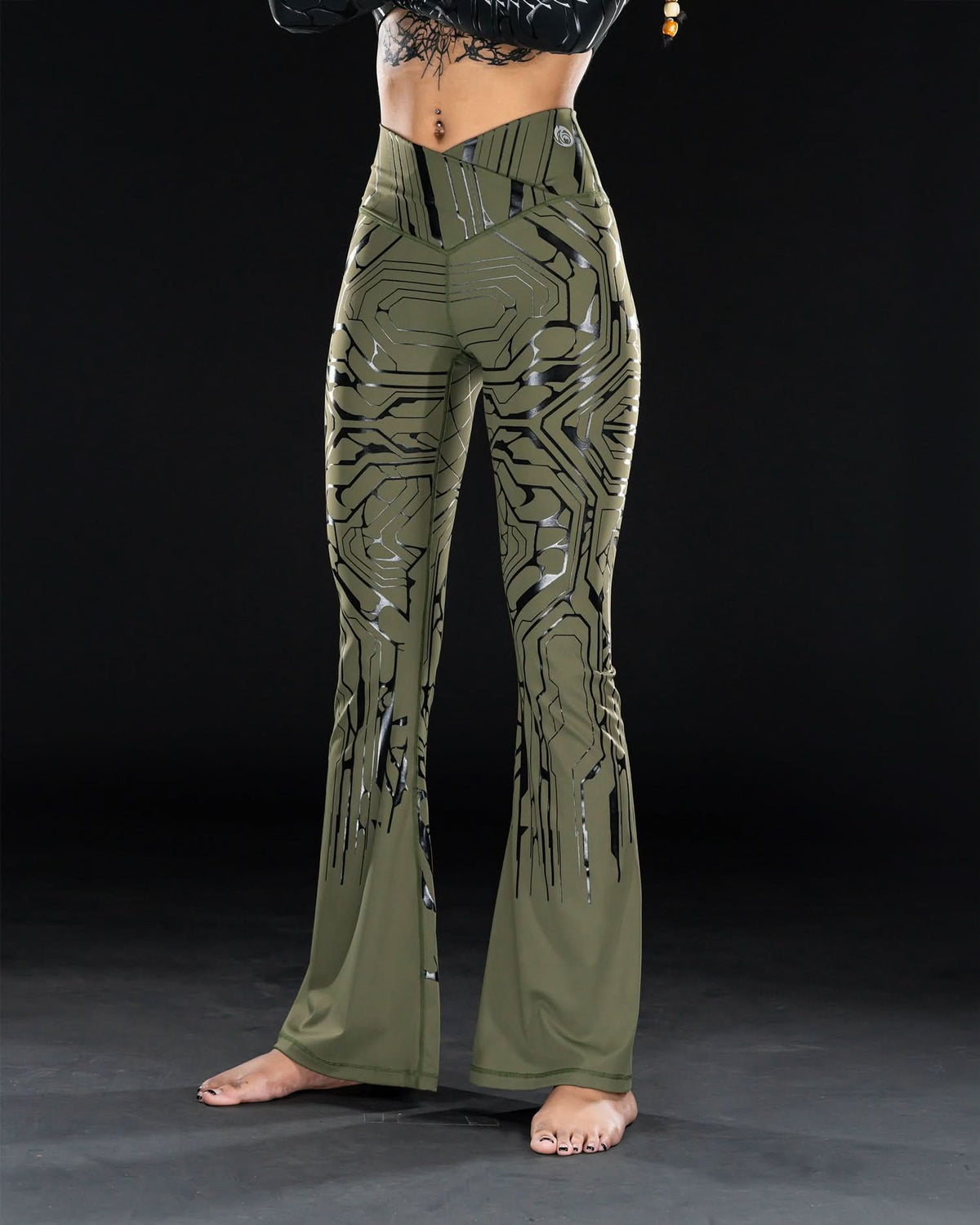 Future Flare leggings ( Olive )